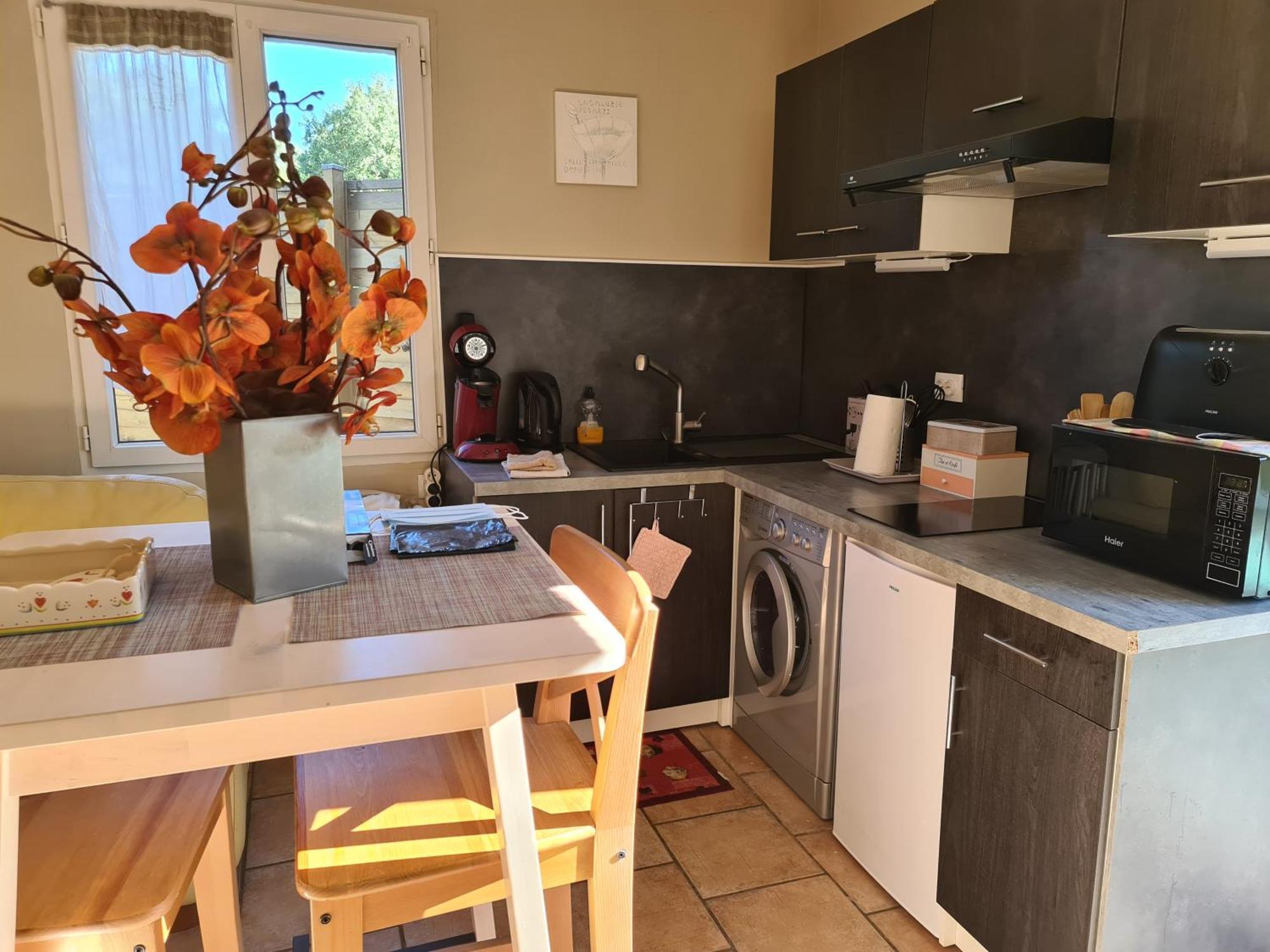 Appartements Dans Villa Privee Avec Piscine, Jardin, Parking Clos, Wifi, Climatisation Мейрей Екстер'єр фото