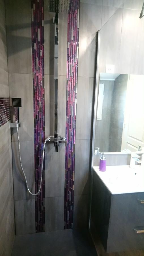 Appartements Dans Villa Privee Avec Piscine, Jardin, Parking Clos, Wifi, Climatisation Мейрей Екстер'єр фото