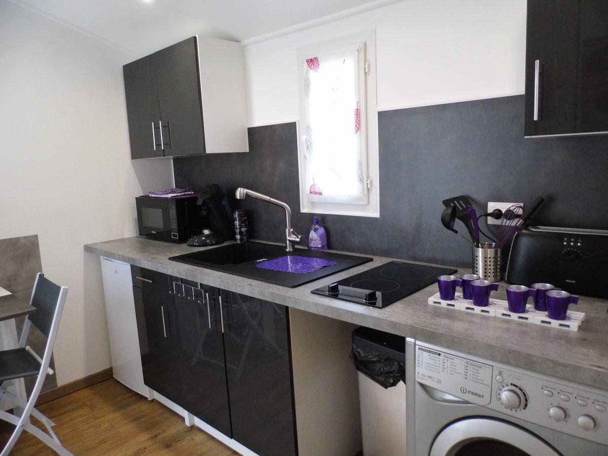 Appartements Dans Villa Privee Avec Piscine, Jardin, Parking Clos, Wifi, Climatisation Мейрей Екстер'єр фото