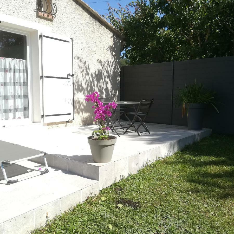 Appartements Dans Villa Privee Avec Piscine, Jardin, Parking Clos, Wifi, Climatisation Мейрей Екстер'єр фото